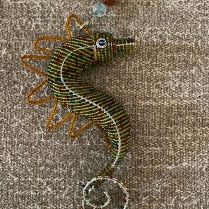 Seahorse keychain NWOT